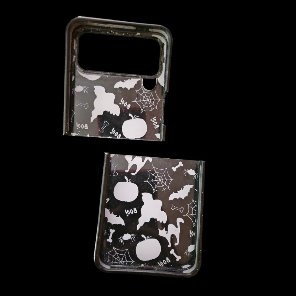 Casetify - Boo Halloween Galaxy Z-Flip 4 Case